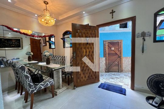 Sala de casa à venda com 2 quartos, 180m² em Freguesia (jacarepaguá), Rio de Janeiro