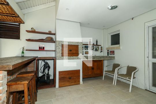 Área comum de casa de condomínio à venda com 3 quartos, 247m² em Sarandi, Porto Alegre
