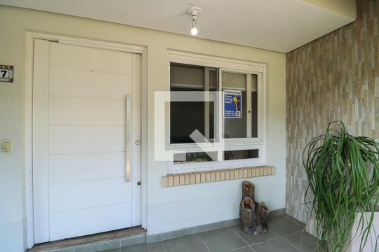 Fachada de casa de condomínio para alugar com 3 quartos, 247m² em Sarandi, Porto Alegre