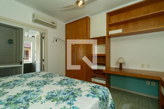 Quarto 1 de casa de condomínio à venda com 3 quartos, 247m² em Sarandi, Porto Alegre