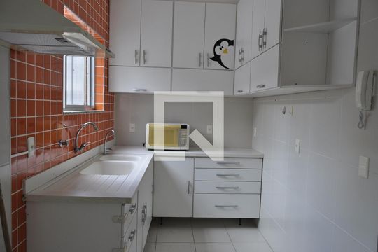 Cozinha de casa de condomínio à venda com 3 quartos, 130m² em Méier, Rio de Janeiro