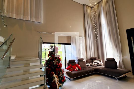 Sala de casa de condomínio à venda com 3 quartos, 350m² em Chácara Morada Mediterrânea, Jundiaí