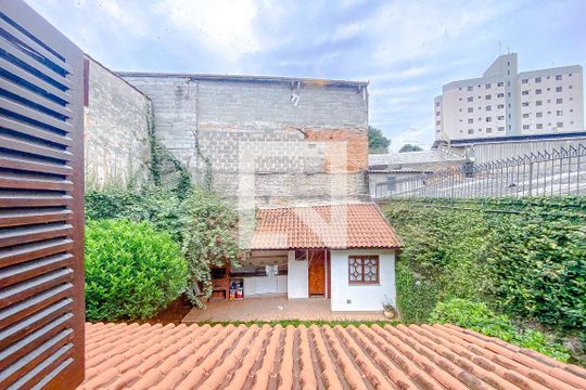 Vista da Suíte 1 de casa à venda com 4 quartos, 365m² em Vila Bertioga, São Paulo