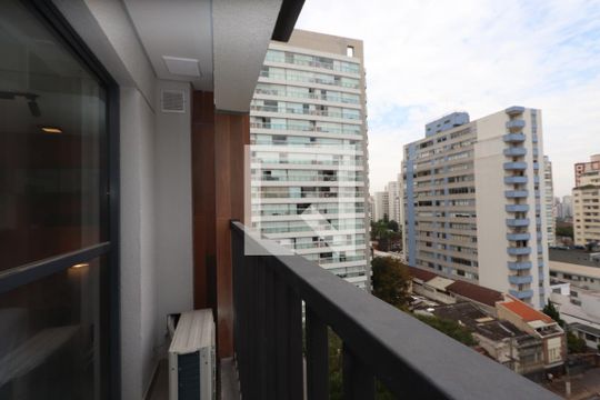 Varanda de kitnet/studio à venda com 1 quarto, 23m² em Vila Mariana, São Paulo