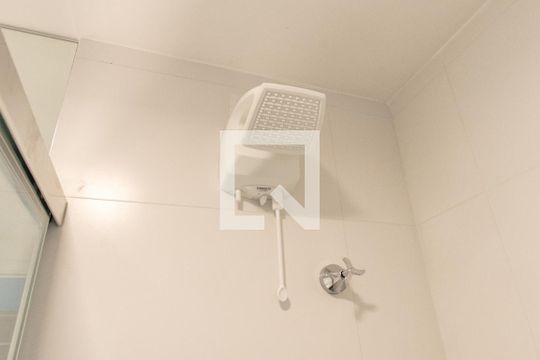 Banheiro de kitnet/studio para alugar com 1 quarto, 23m² em Vila Mariana, São Paulo