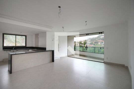 Apartamento para alugar com 3 quartos, 96m² em Comiteco, Belo Horizonte