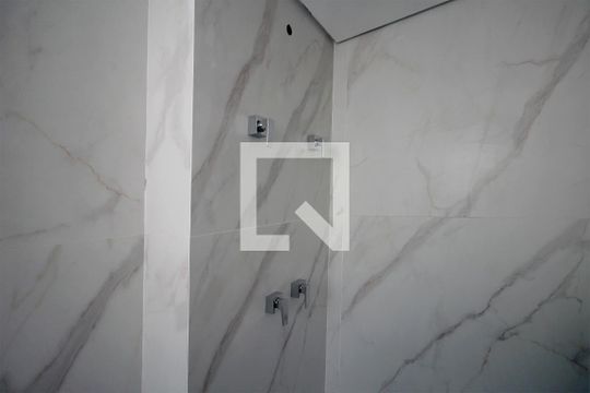 Banheiro de apartamento para alugar com 3 quartos, 96m² em Comiteco, Belo Horizonte