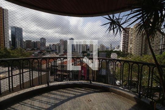 Sacada de apartamento à venda com 4 quartos, 320m² em Tatuapé, São Paulo