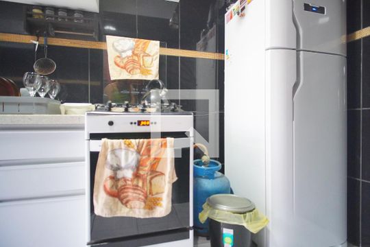 Cozinha de apartamento à venda com 1 quarto, 43m² em Morro Santana, Porto Alegre