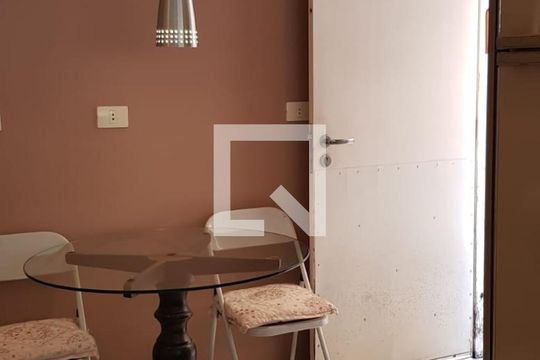 Sala de casa para alugar com 3 quartos, 178m² em Campo Belo, São Paulo