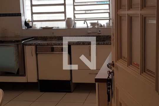 Cozinha  de casa para alugar com 3 quartos, 178m² em Campo Belo, São Paulo