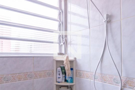 Banheiro de apartamento à venda com 2 quartos, 100m² em São Bernardo, Campinas