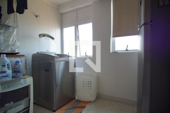 Área de Serviço de apartamento à venda com 4 quartos, 150m² em Passo D’areia, Porto Alegre