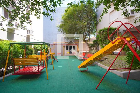 Área Comum - Playground de apartamento à venda com 4 quartos, 150m² em Passo D’areia, Porto Alegre