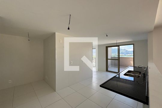 Cozinha de apartamento à venda com 4 quartos, 372m² em Barra da Tijuca, Rio de Janeiro