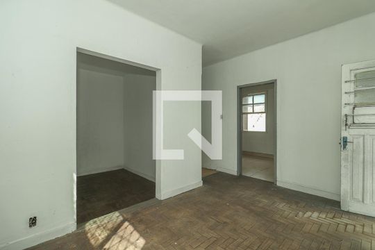 Sala 2 segundo piso de casa à venda com 4 quartos, 306m² em Bom Jesus, Porto Alegre