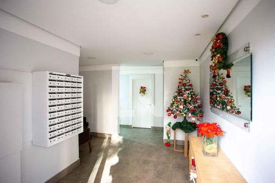 Hall social de apartamento à venda com 3 quartos, 64m² em Centro, Diadema
