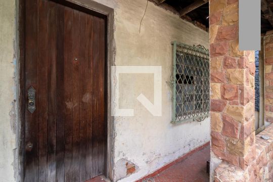 Quintal Frontal de casa à venda com 2 quartos, 244m² em Vila Pauliceia, São Paulo