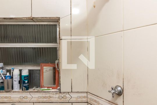 Banheiro de casa à venda com 2 quartos, 244m² em Vila Pauliceia, São Paulo