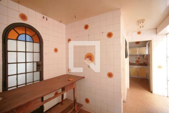 Área de Serviço de casa à venda com 5 quartos, 200m² em Cidade Nova, Belo Horizonte