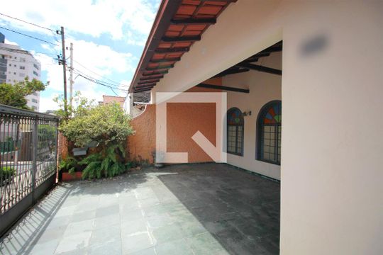 Garagem de casa à venda com 5 quartos, 200m² em Cidade Nova, Belo Horizonte