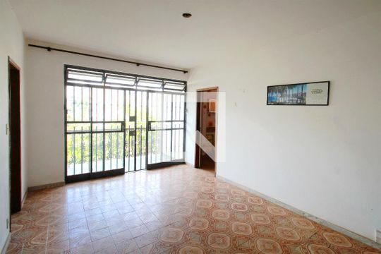 Sala de Jantar de casa à venda com 5 quartos, 200m² em Cidade Nova, Belo Horizonte