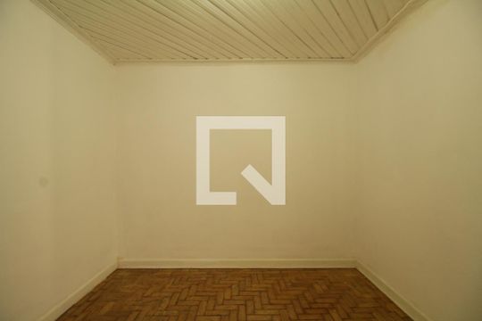 Quarto de casa para alugar com 1 quarto, 50m² em Vila Sonia, São Paulo