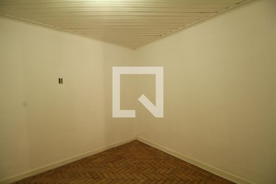 Quarto de casa para alugar com 1 quarto, 50m² em Vila Sonia, São Paulo
