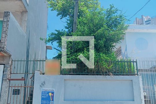 Fachada de casa para alugar com 1 quarto, 50m² em Vila Sonia, São Paulo