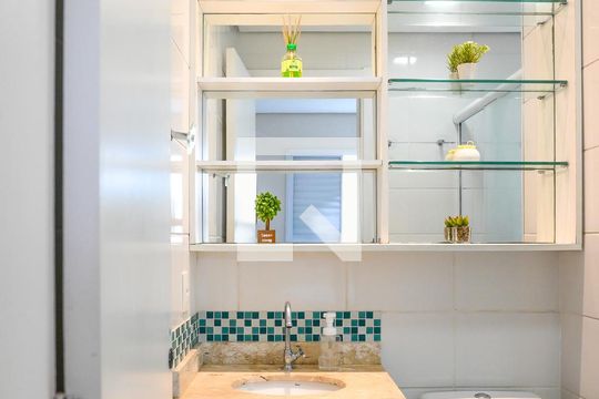 Banheiro da Suite de apartamento à venda com 3 quartos, 121m² em Jardim Celeste, São Paulo