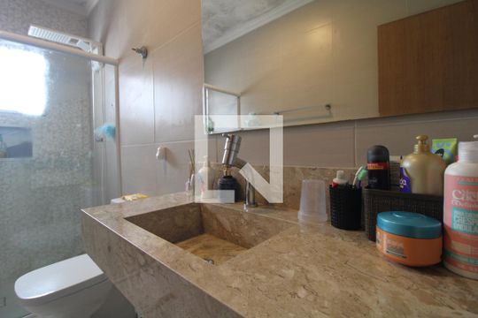 Banheiro comum de casa à venda com 3 quartos, 180m² em Vila Gea, São Paulo