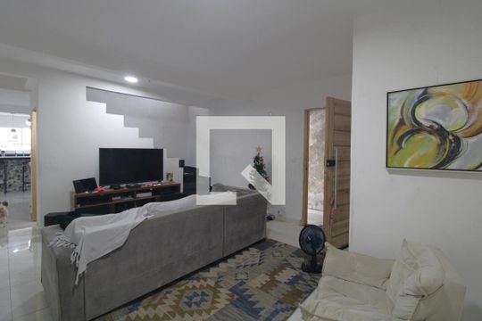 Casa à venda com 3 quartos, 180m² em Vila Gea, São Paulo