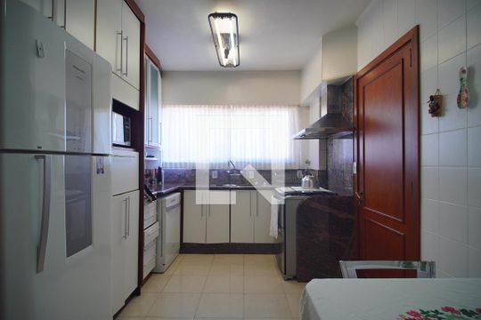 Cozinha de apartamento à venda com 4 quartos, 221m² em Centro, Novo Hamburgo
