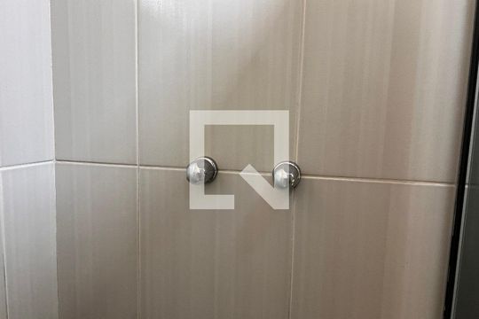Banheiro Social de apartamento à venda com 2 quartos, 68m² em Taquara, Rio de Janeiro