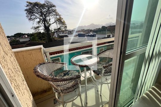 Varanda sala de apartamento à venda com 2 quartos, 68m² em Taquara, Rio de Janeiro
