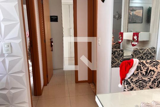 Corredor de apartamento à venda com 2 quartos, 68m² em Taquara, Rio de Janeiro