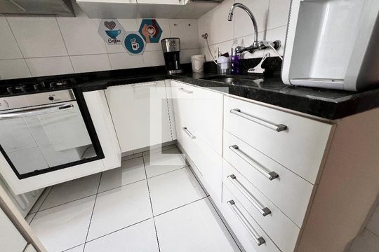 Cozinha de apartamento à venda com 2 quartos, 68m² em Taquara, Rio de Janeiro