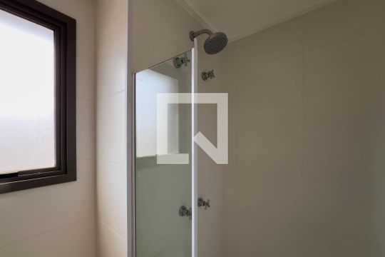 Banheiro de apartamento para alugar com 1 quarto, 30m² em Ipiranga, São Paulo