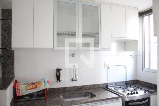 Cozinha de apartamento à venda com 4 quartos, 200m² em Diamante, Belo Horizonte