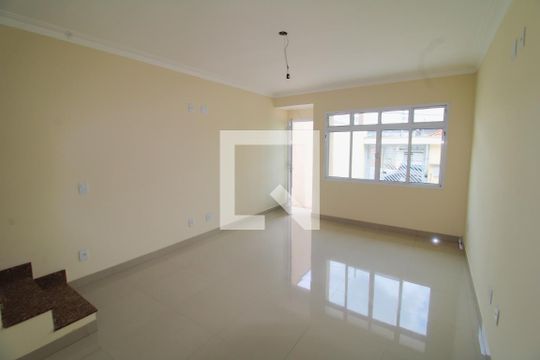 Casa à venda com 2 quartos, 90m² em Parque Peruche, São Paulo