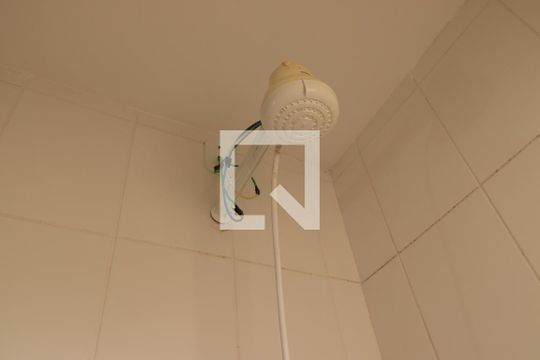 Banheiro de apartamento para alugar com 2 quartos, 55m² em Jardim Itau, Ribeirão Preto