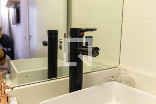 Banheiro - torneira de apartamento à venda com 1 quarto, 28m² em Vila Buenos Aires, São Paulo