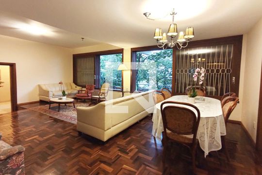 Sala de casa à venda com 3 quartos, 328m² em Jardim Maua, Novo Hamburgo