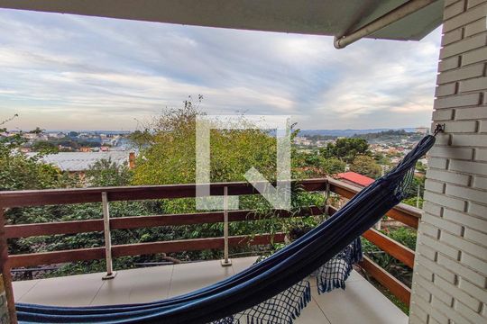 varanda de casa à venda com 3 quartos, 328m² em Jardim Maua, Novo Hamburgo