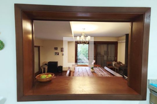Sala de casa à venda com 3 quartos, 328m² em Jardim Maua, Novo Hamburgo