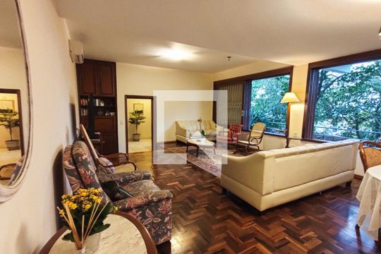 Sala de casa à venda com 3 quartos, 328m² em Jardim Maua, Novo Hamburgo