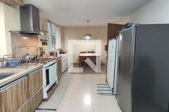 Cozinha de casa à venda com 3 quartos, 328m² em Jardim Maua, Novo Hamburgo