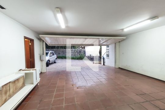 Garagem de casa à venda com 3 quartos, 328m² em Jardim Maua, Novo Hamburgo