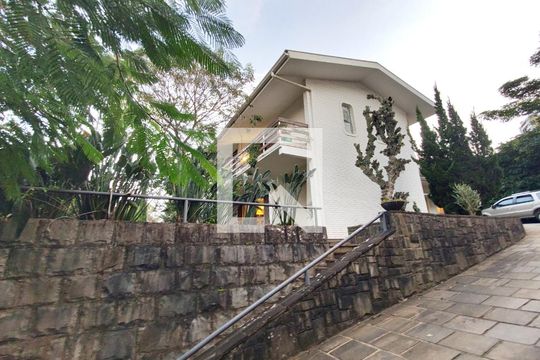 Fachada de casa à venda com 3 quartos, 328m² em Jardim Maua, Novo Hamburgo
