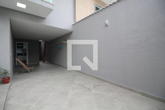 Garagem de casa de condomínio à venda com 4 quartos, 560m² em Jacarepaguá, Rio de Janeiro